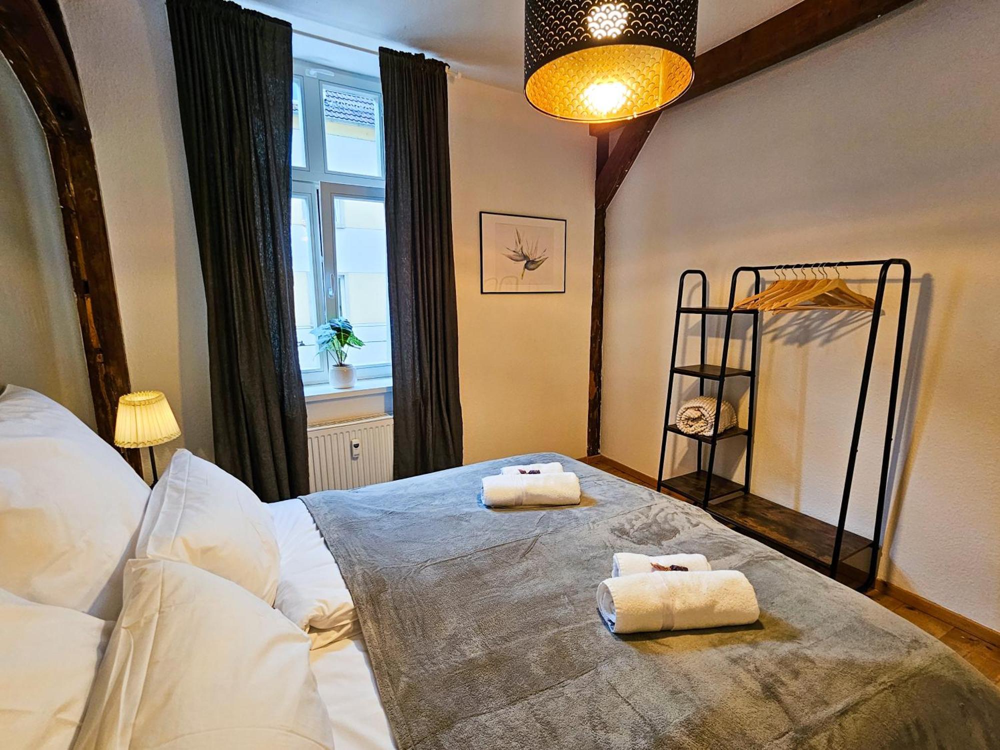 Micasa Rooms - Altstadt Zentral - Zwischen Anger Und Kraemerbruecke - Wlan - Familienfreundlich Erfurt Exterior foto